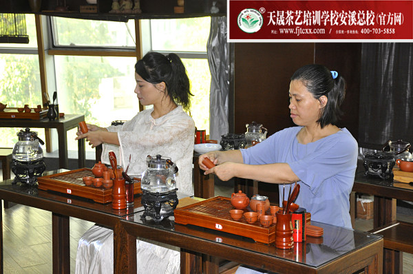 第169期：台湾十八道茶艺流水训练复习(图1)