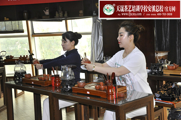 第170期：台湾十八道茶艺茶具展示学习，茶艺形体训练(图1)