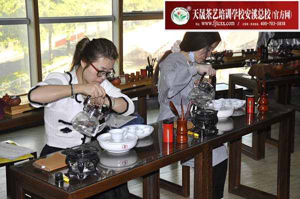 第171期：安溪茶艺之茶具展示学习(图3)