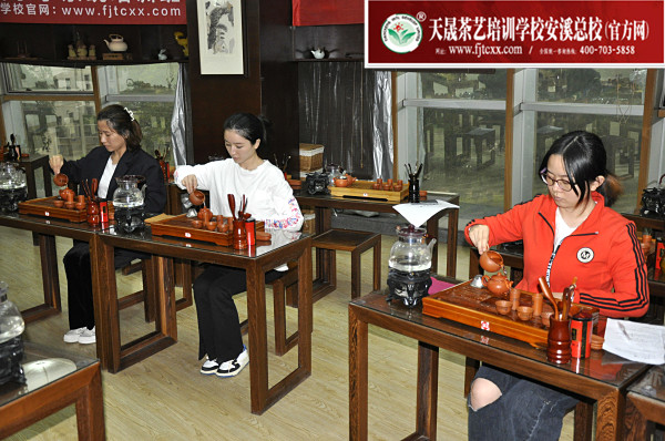 第174期：台湾十八道茶艺分段训练、名茶品鉴之西湖龙井、黄山毛峰、信阳毛尖(图3)