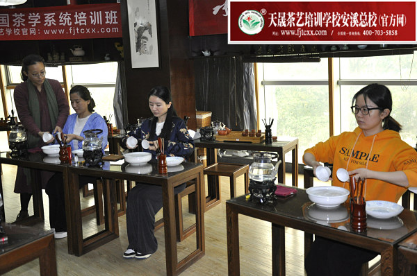 第174期：安溪茶艺之茶具展示学习(图3)