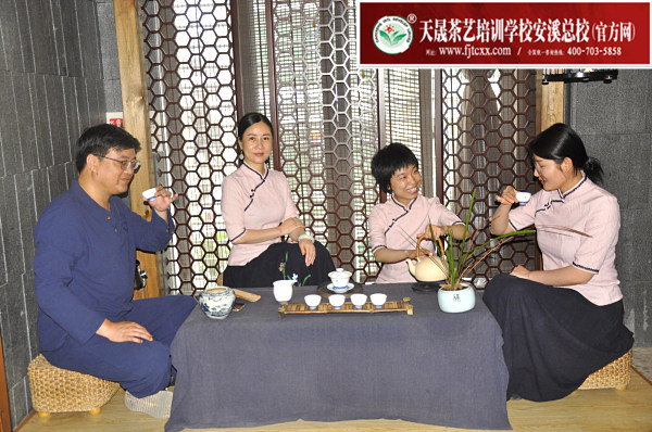 天晟茶艺学校第175期毕业合影留念(图2)