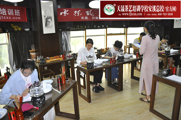 第175期：安溪茶艺之茶具展示学习(图2)