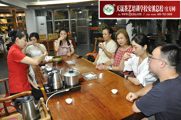 第178期：参观安溪特产城茶企品牌旗舰(图3)