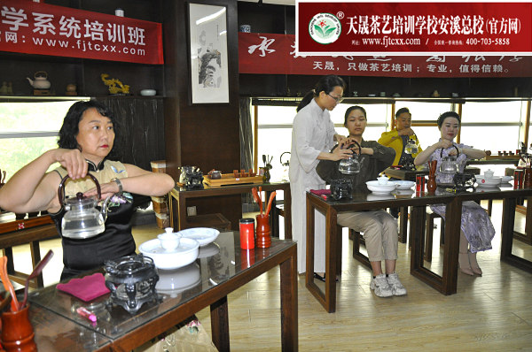 第183期：安溪茶艺之茶具展示学习(图3)